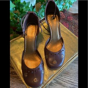 GIANNI BINI Brown and Gold Wedge Heels